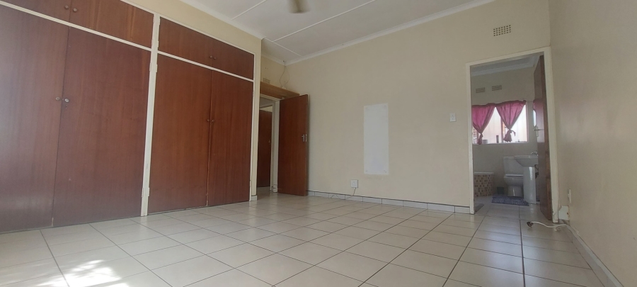 To Let 3 Bedroom Property for Rent in Protea Park North West